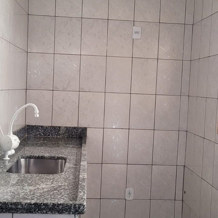1000096940