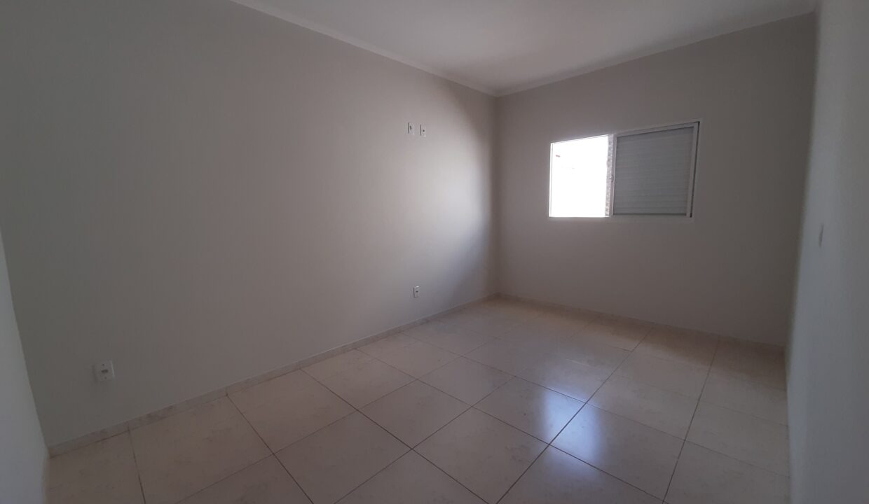 325812579